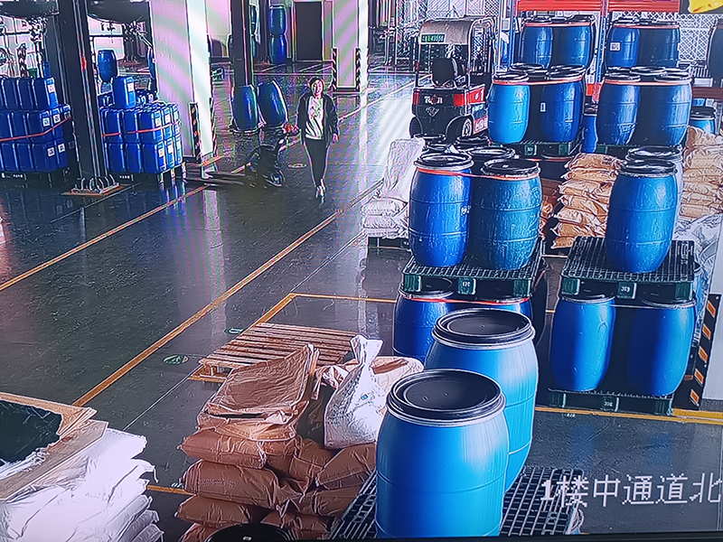 1楼中通道北